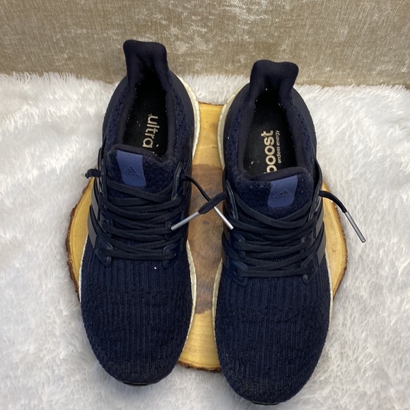 Adidas Ultra Boost 4.0 - Picture 7 of 14